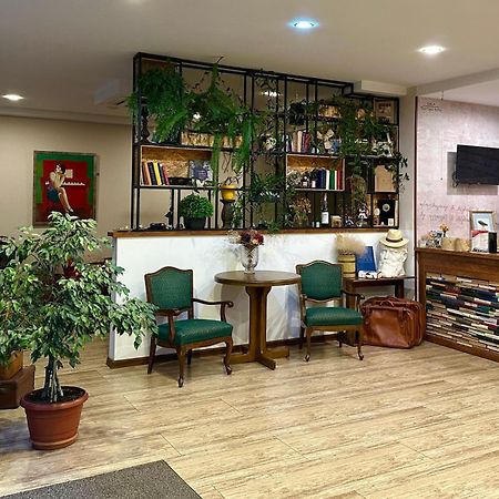 Gala Boutique Hotel Kutaisi Dış mekan fotoğraf