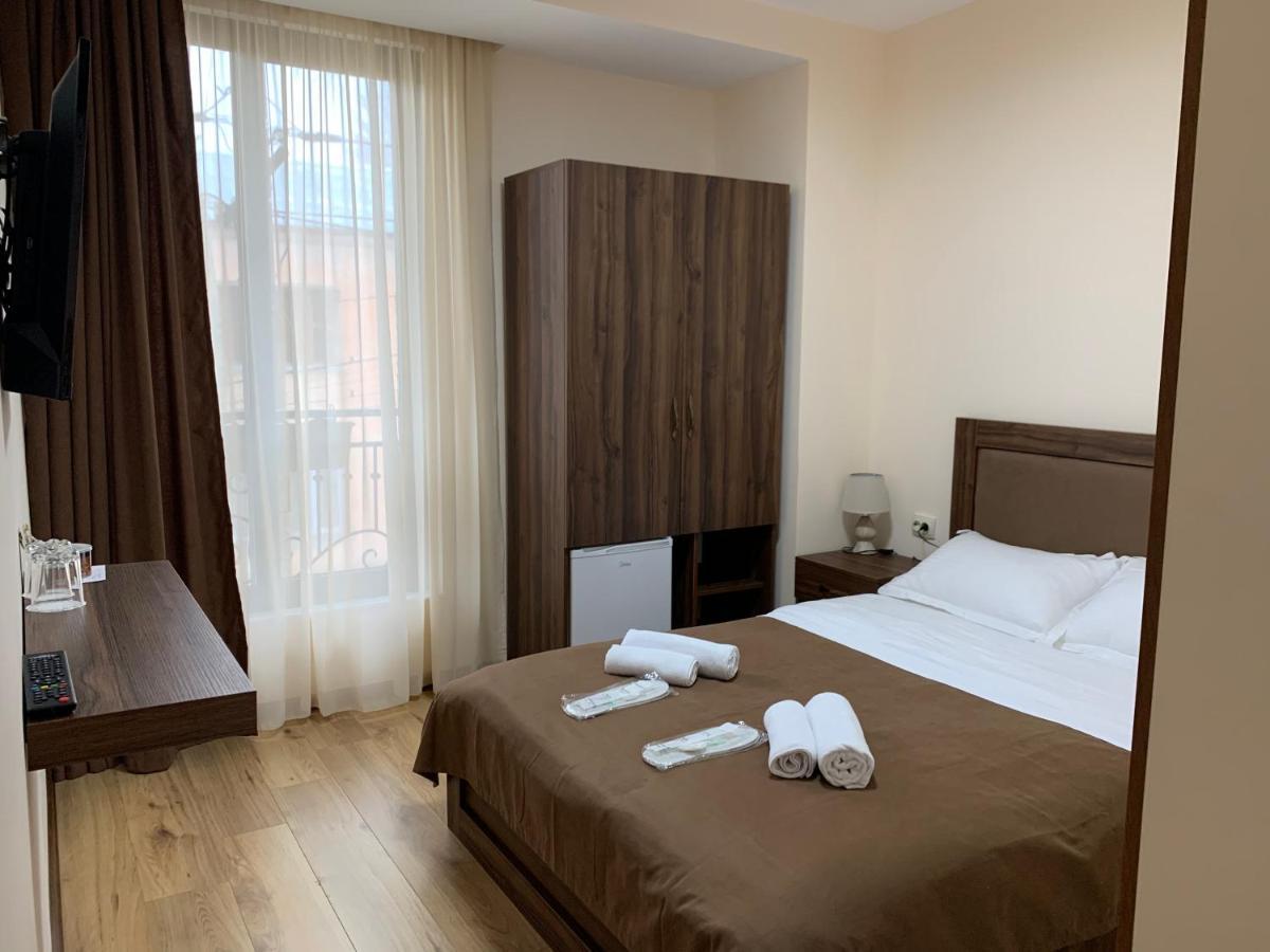 Gala Boutique Hotel Kutaisi Dış mekan fotoğraf